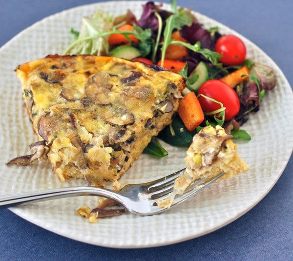 Baked Mushroom Leek Fritatta Baked Mushroom Leek Fritatta | Meaty mushrooms and sweet leeks are a classic combination that pair beautifully in this easy and nutritious frittata that’s perfect for a weeknight dinner or your next weekend brunch. Get the gluten-free, vegetarian recipe @jlevinsonrd.